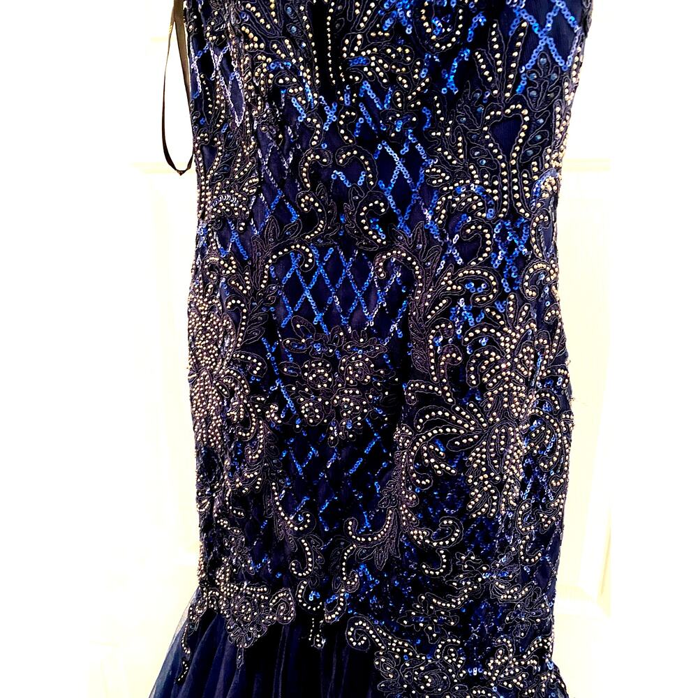 NWT Lucci Lu 28062, Off the Shoulder Navy Trumpet Tulle Gown Beaded, 8 - Picture 4 of 8